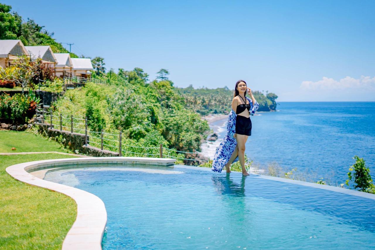 Bali Cliff Glamping Hotel Seraya ภายนอก รูปภาพ
