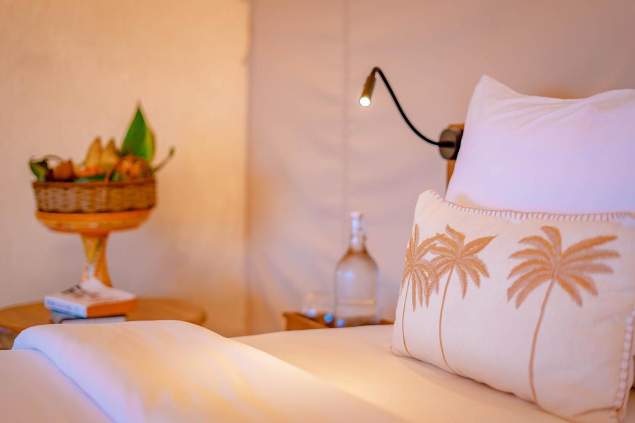 Bali Cliff Glamping Hotel Seraya ภายนอก รูปภาพ
